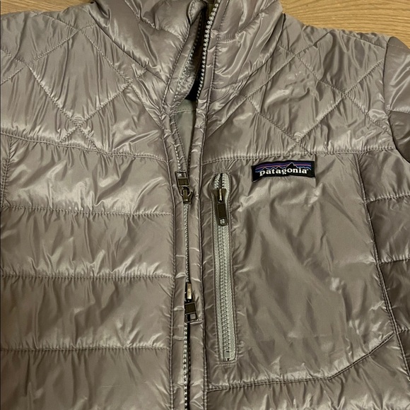 Patagonia | Women's Radalie Parka | Drifter Grey | Small - Picture 2 of 9